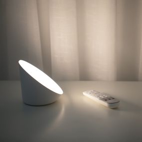 Lutec Piala - lampe de table - éclairage intelligent - Lutec Connect - 15,7 x 12,3 x 12,2 cm - 9W LED incl - fonction dimming et couleur de lumière réglable via l'app - blanc